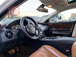 جاكوار XJ